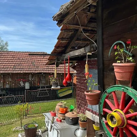 Casa de Férias Dolina Mira Knic