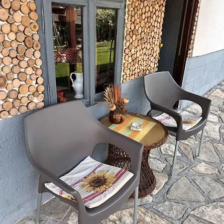 Casa de Férias Dolina Mira Knic