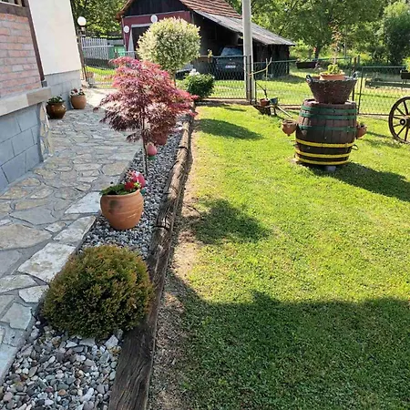 Dolina Mira Casa de Férias Knic