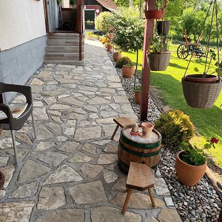 Casa de Férias Dolina Mira Knic