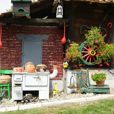 Dolina Mira Casa de Férias Knic